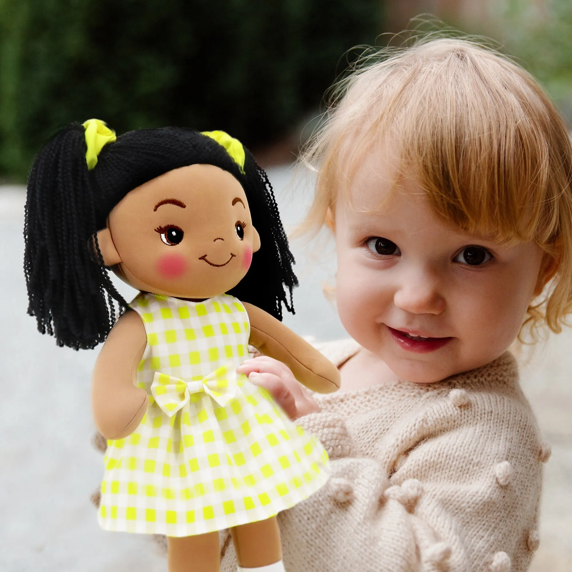 16" Sweet Cakes Yellow Laura Doll (92540YELLOW)