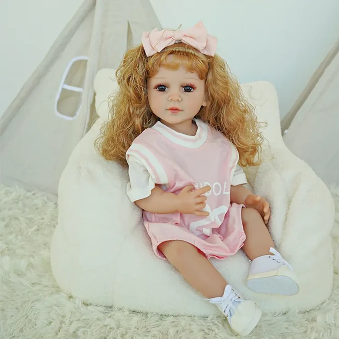 Chimi Doll - (55cm) Reborn Baby Doll Lifelike Kids Play Doll Toddler Doll incl. clothes / accessories (battery operated) - Pink T-Shirt