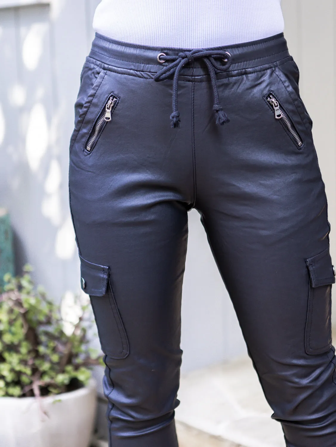 Jenni Joggers Leather Look