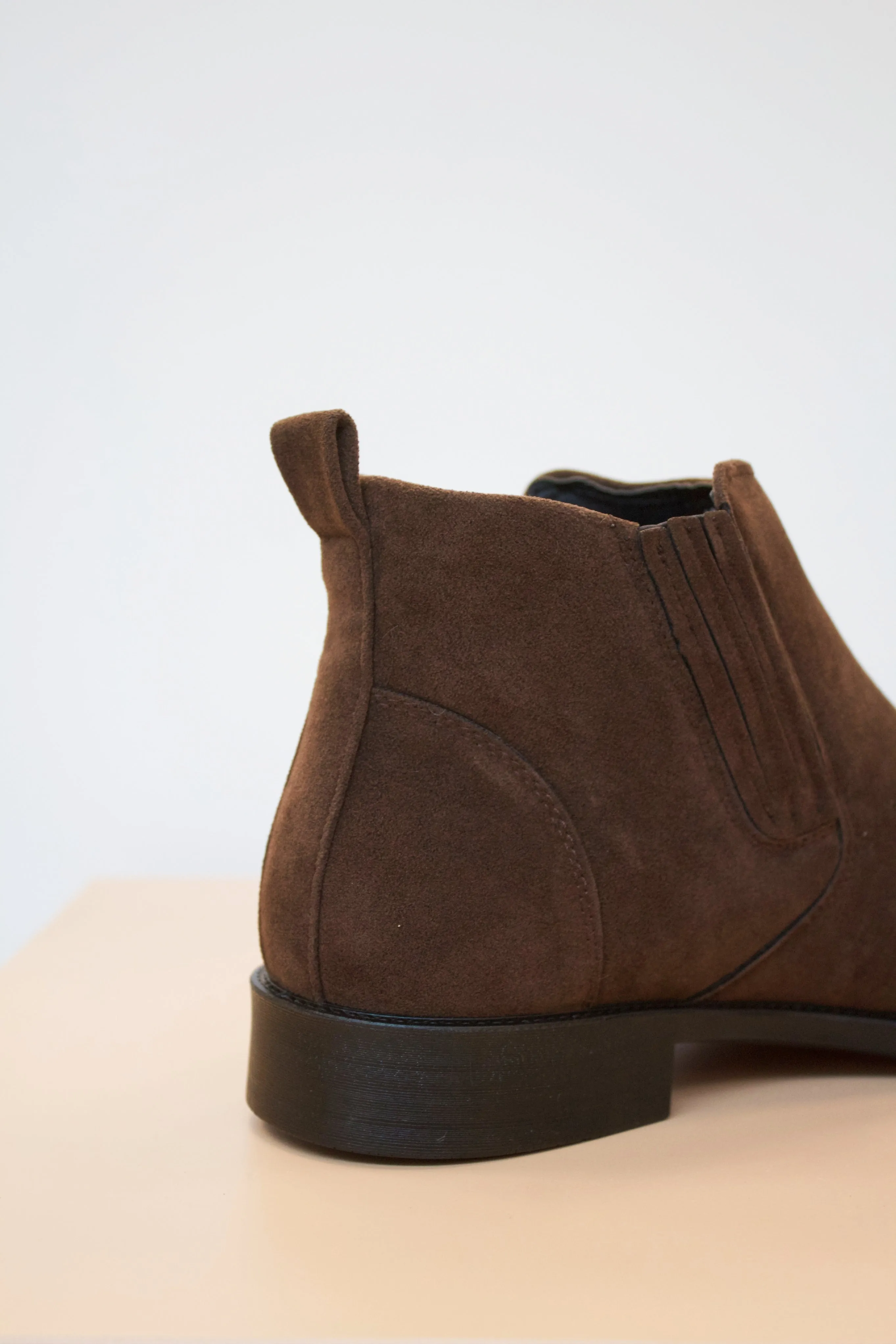 LEXUS Unisex Brown Chelsea Boots