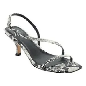 MARC FISHER - GOVE 2 LEATHER SANDALS **FREE SHIPPING**