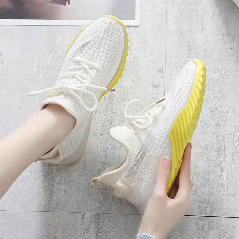 Net Surface Breathable Lace-Up Yeezy Sneakers