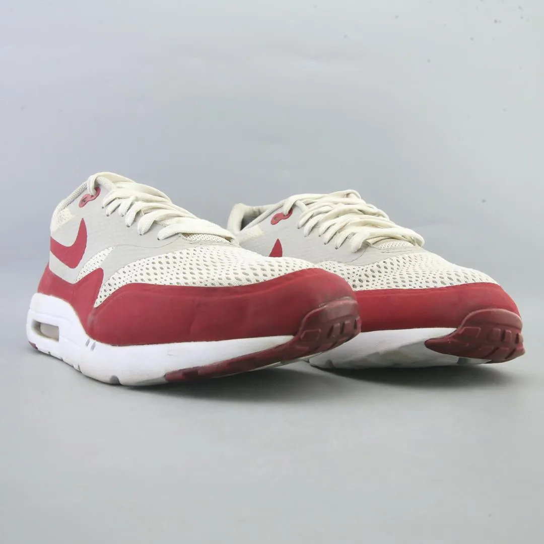 NIKE AIR MAX 1 ULTRA ESSENTIAL