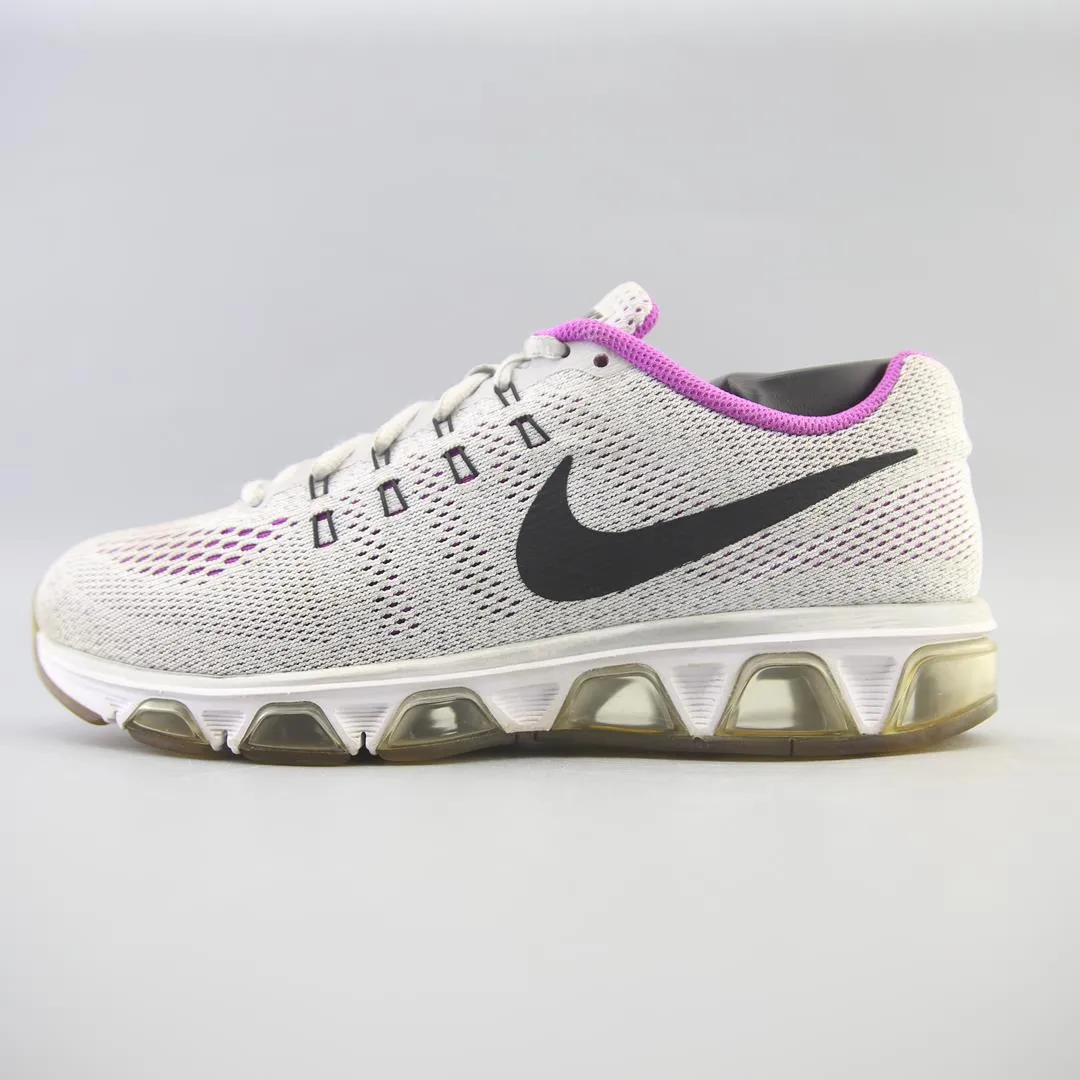 NIKE  AIR MAX TAILWIND 8