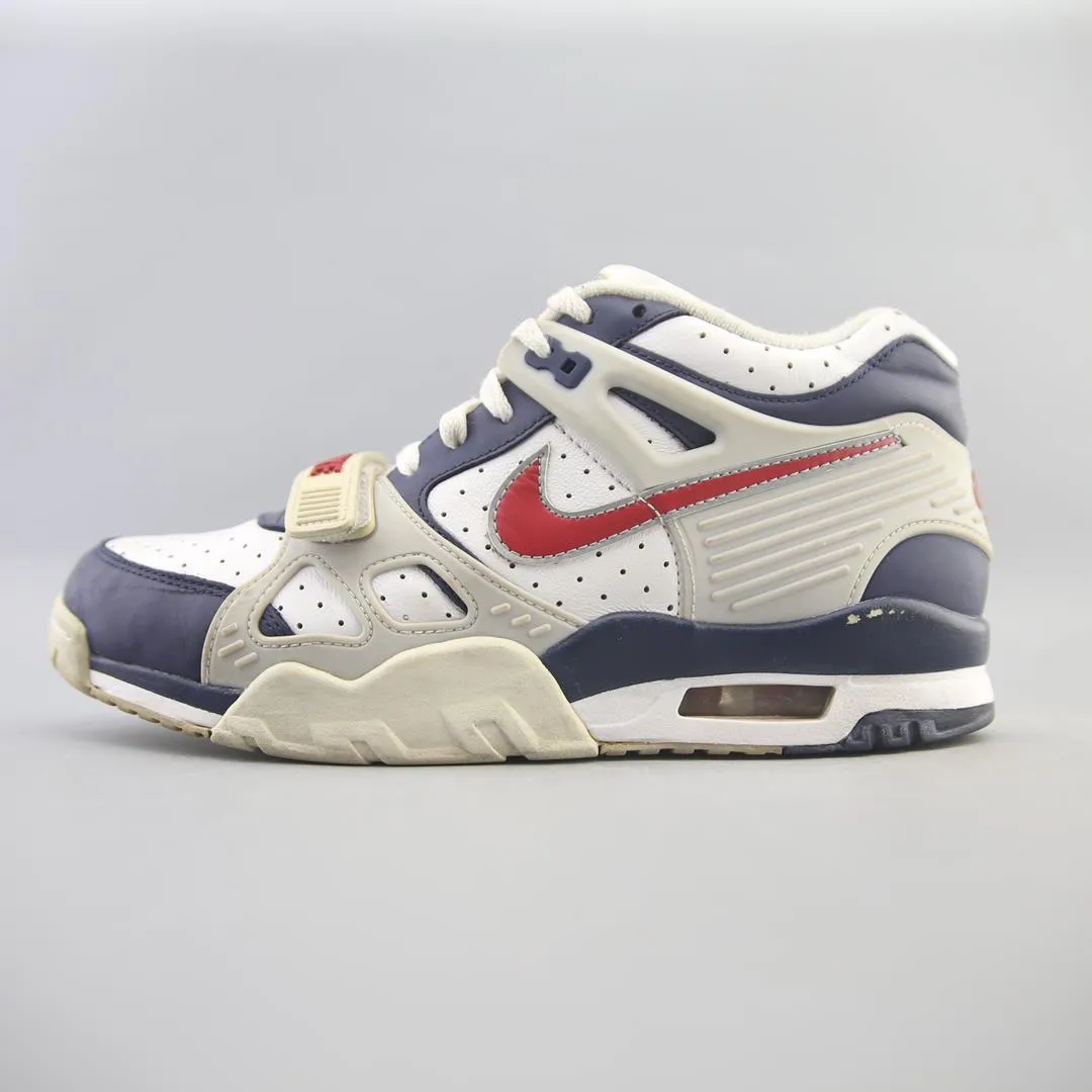 NIKE  AIR TRAINER 3