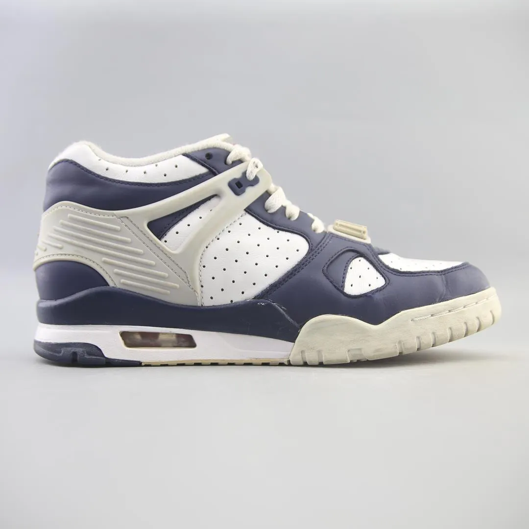 NIKE  AIR TRAINER 3