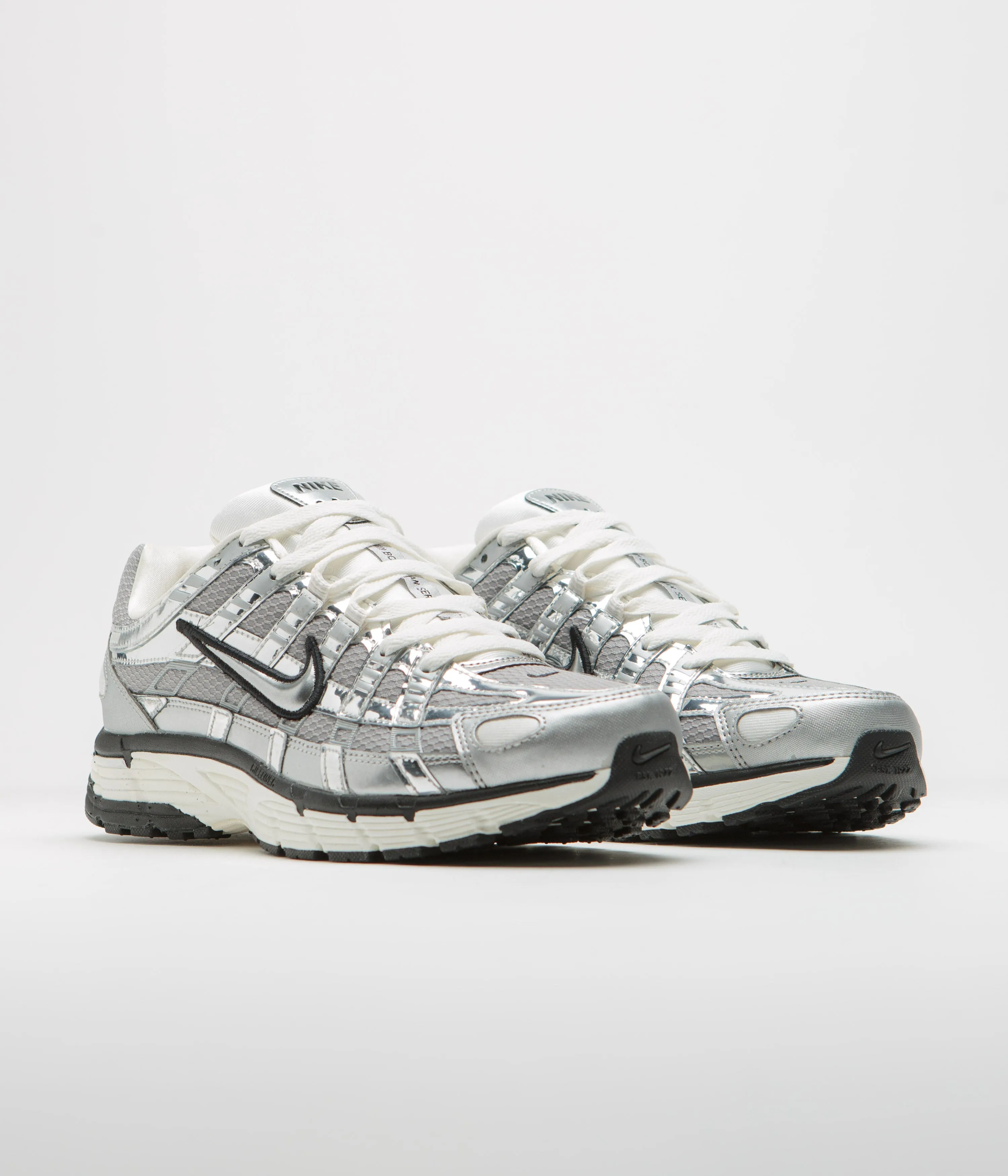 Nike P-6000 Shoes - Metallic Silver / Metallic Silver - Sail