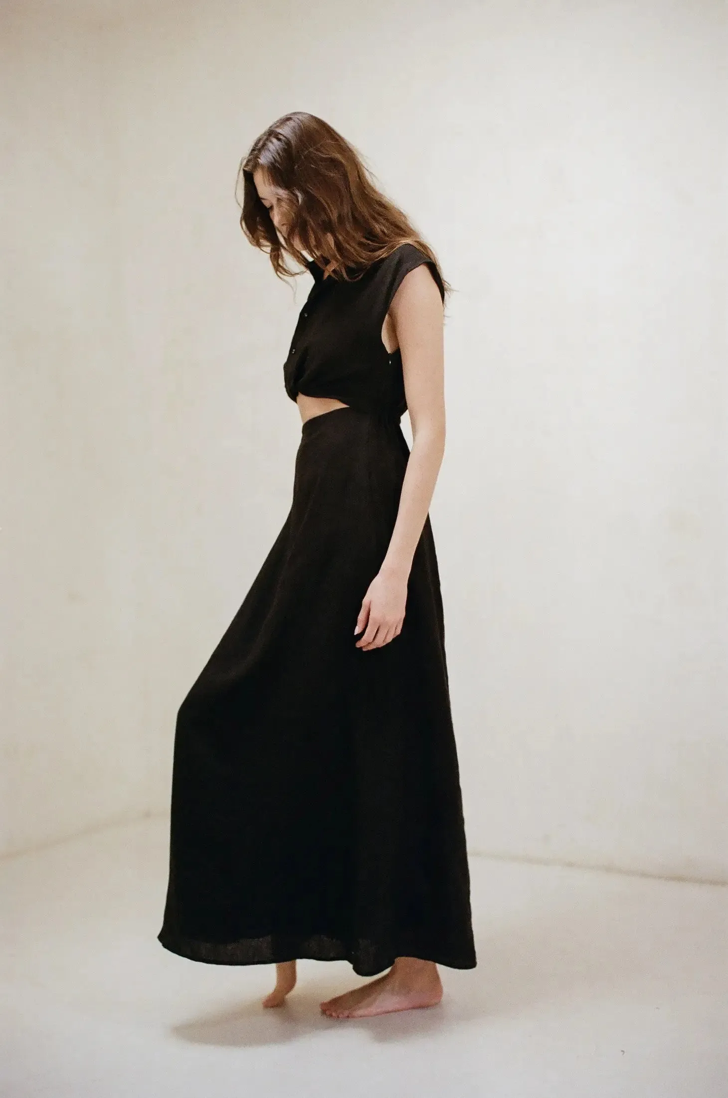 The All You Need Linen Maxi Dress - Black